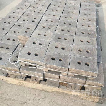 【通達(dá)破碎機錘頭高鉻合金錘頭大型礦山高鉻耐磨方錘】- 